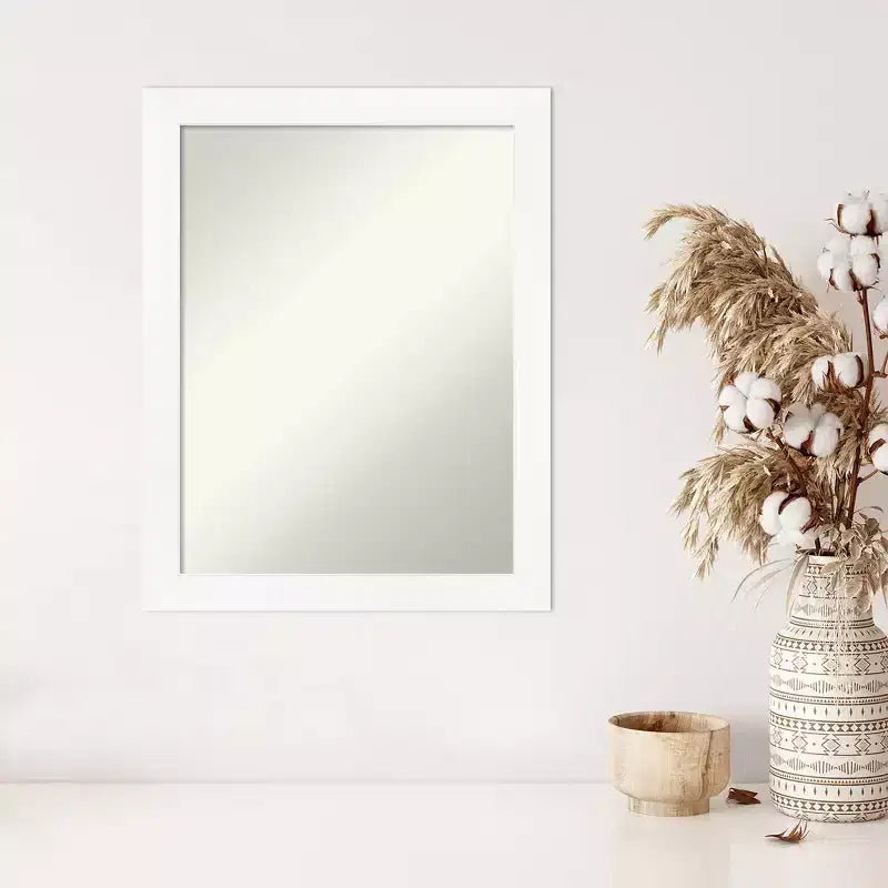 Specchio da parete 53,3 x 68,6 cm non smussato con cornice stretta bianca