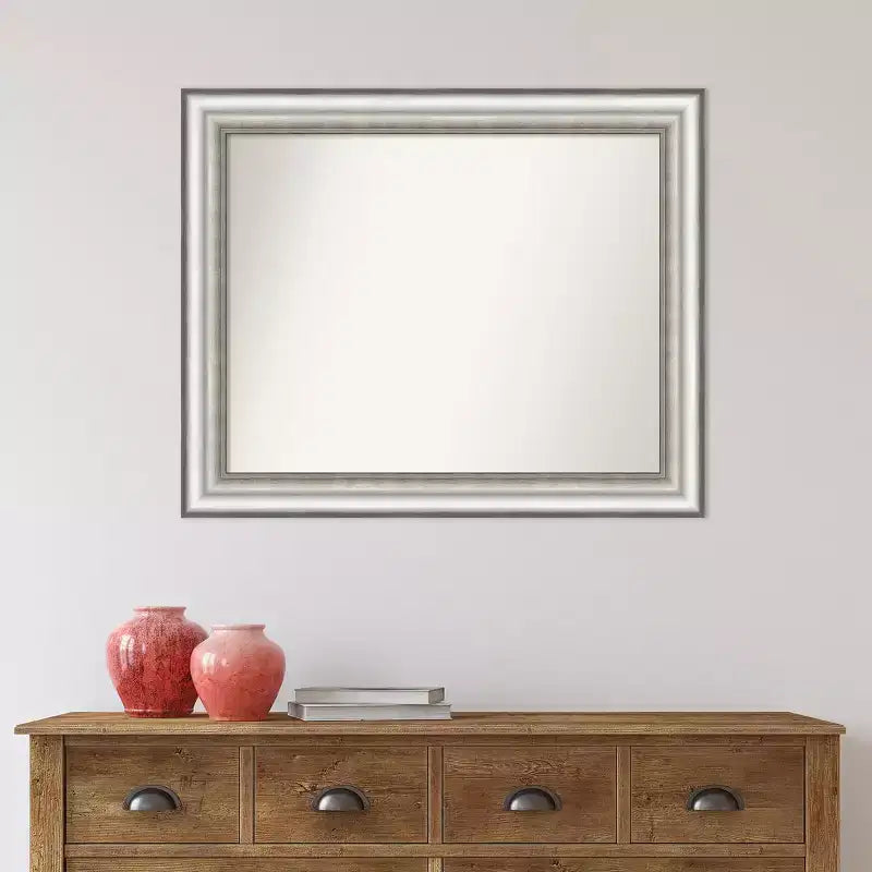 Specchio da parete rettangolare incorniciato 33" x 27" – Argento spazzolato
