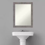 Specchio da parete rettangolare con cornice a righe grigie, 21,5" x 27,5"