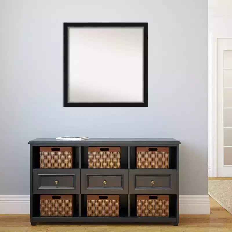Specchio da parete quadrato con cornice stretta nera e argento da 29" x 29"