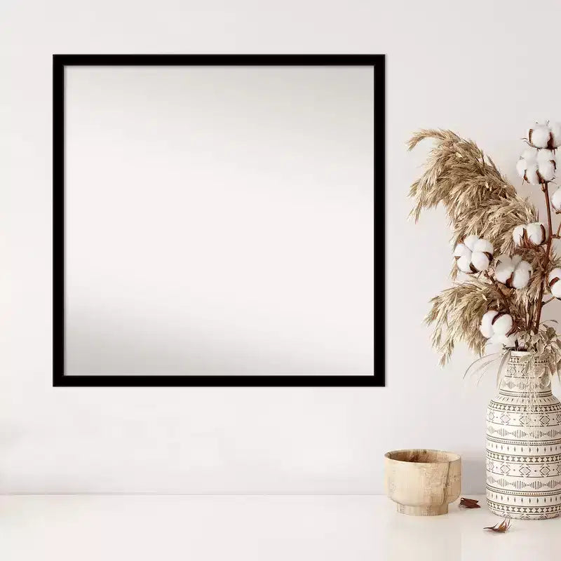 Specchio da parete quadrato 27,5" x 27,5" con cornice nera