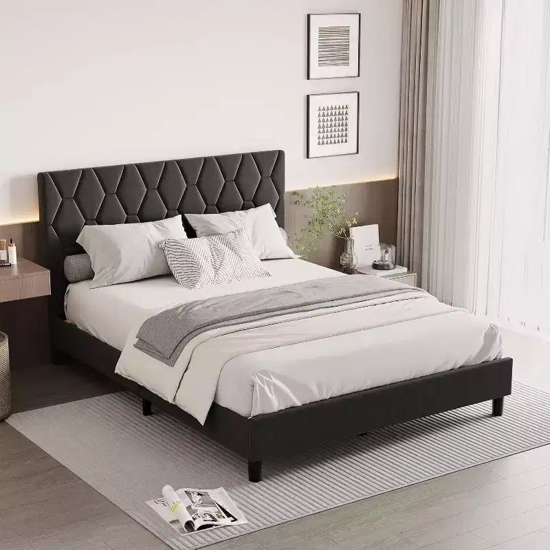Letto imbottito con piattaforma - Queen Size con testiera e doghe in legno