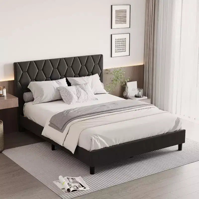 Letto imbottito con piattaforma - Queen Size con testiera e doghe in legno